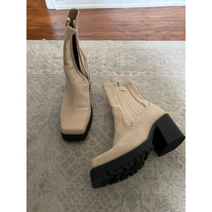 Women's Jeffrey Campbell Beige Heeled Boots with Black Sole Size 8